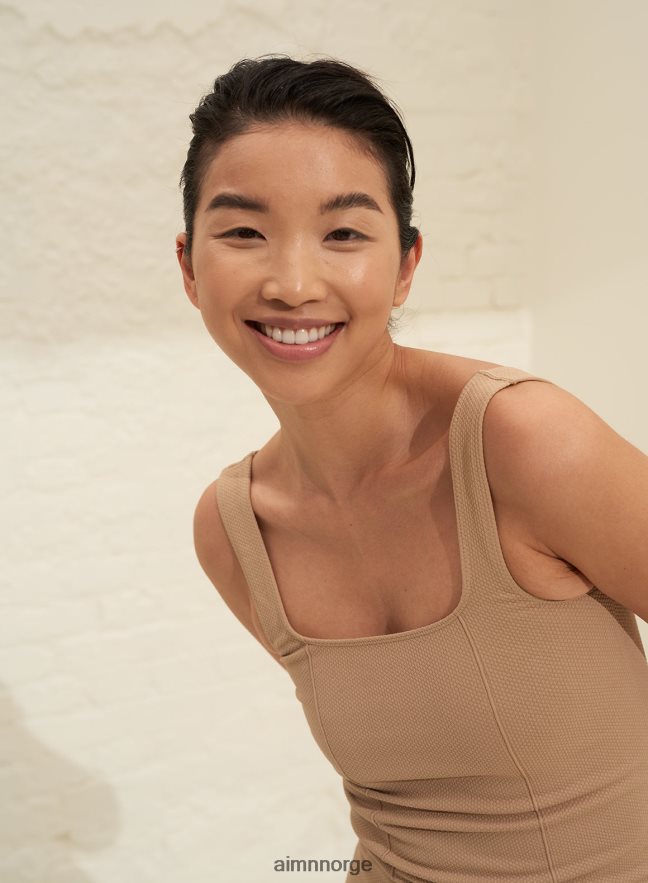 AIM'N kvinner solid beige luxe sømløs singlet 6FV40N443 klær