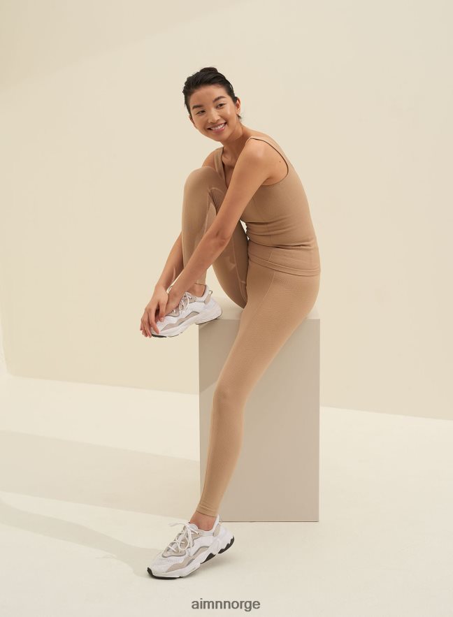 AIM'N kvinner solid beige luxe sømløs singlet 6FV40N443 klær